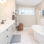 bathroom-remodeling-smr-construction